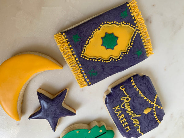 Ramadan cookie set - Ramadan kareen banner, moon and star , lantern and prayer rug